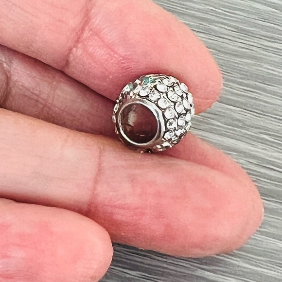 Silver plated blue enamel & paved clear crystal SNOW FLAKE ❄️ bracelet charm - Picture 3 of 6